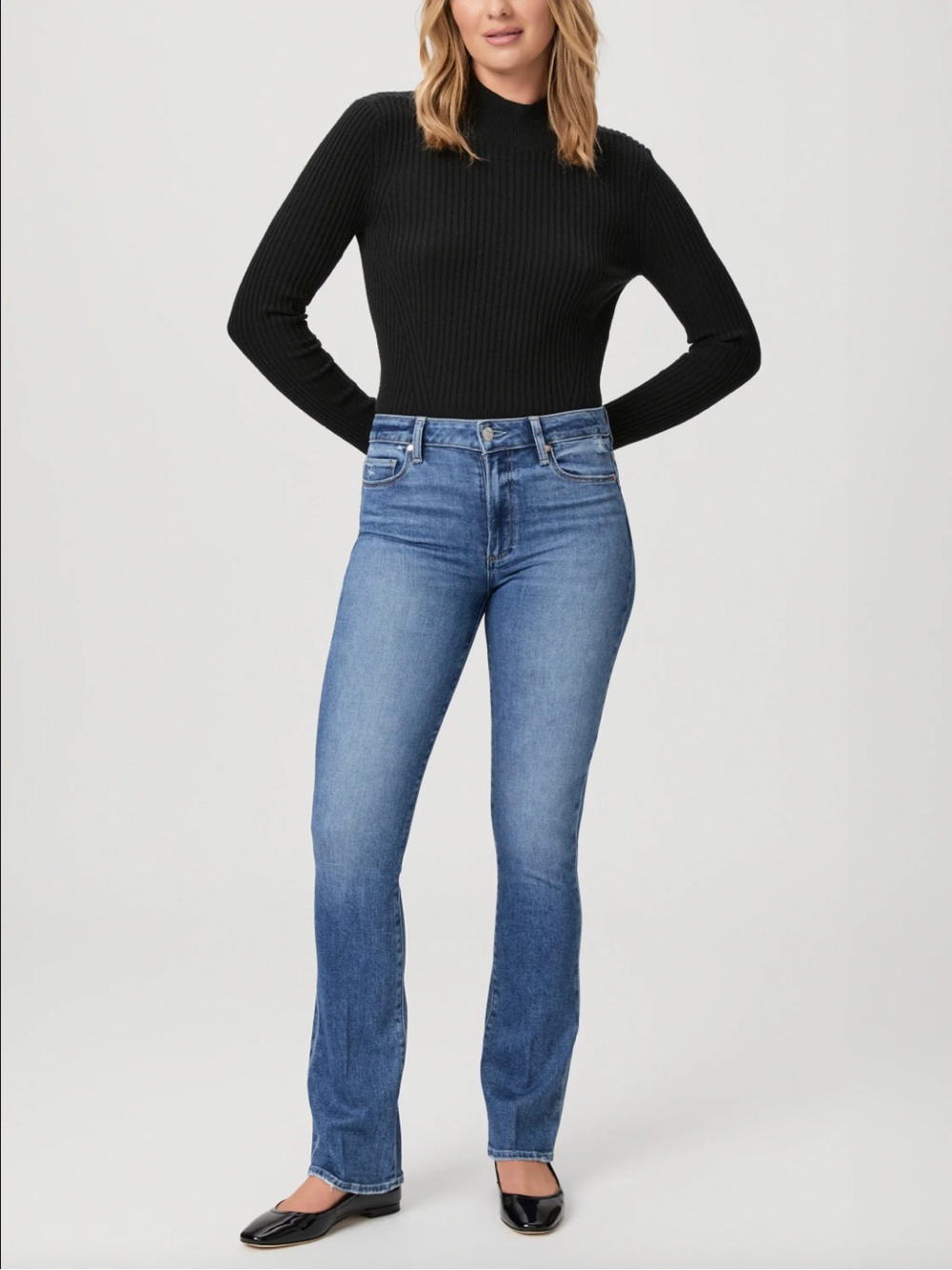 Paige Jeans Manhattan Bootcut 32” Inseam Medium Wash - Women’s Size 23